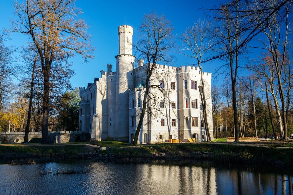 Zamek Karpniki Schloss Fischbach ลอมนิซา ภายนอก รูปภาพ